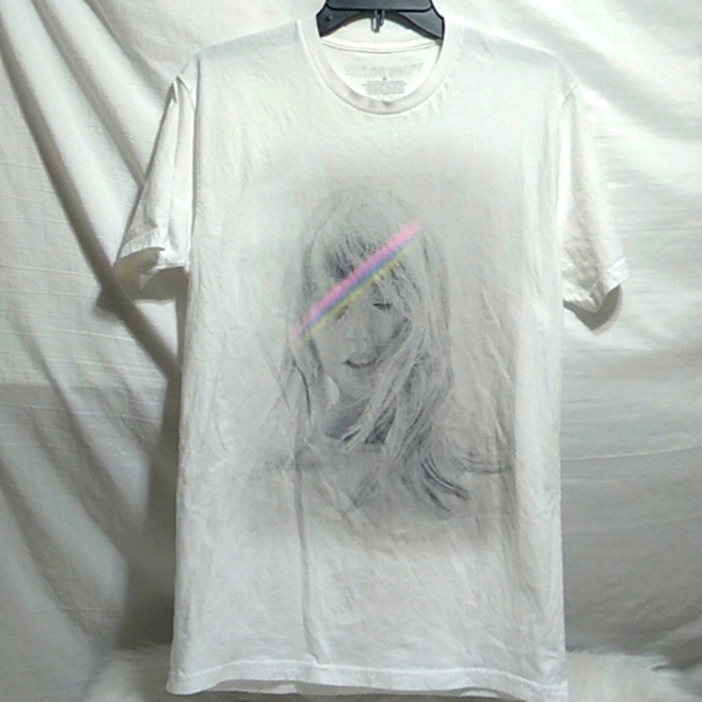 Taylor Swift Tee Sz.M Gently Worn Hard To Find